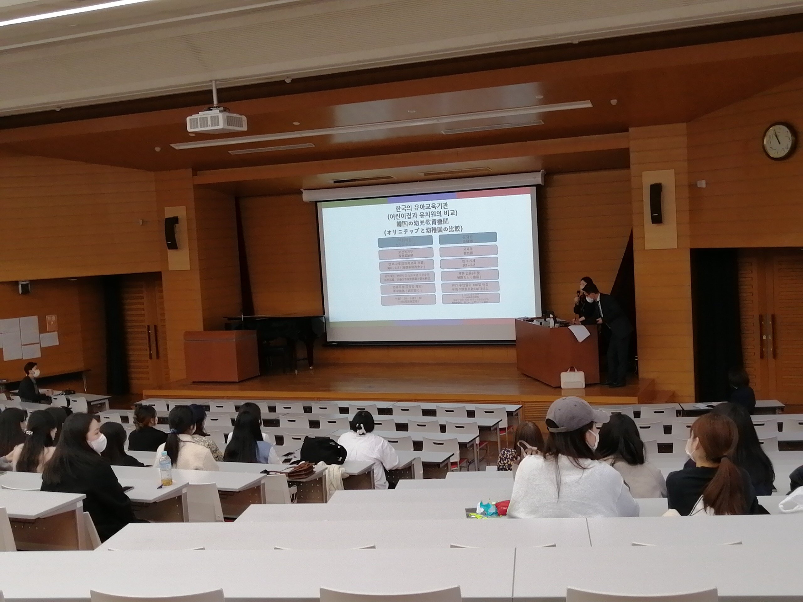 https://www.nagoyacollege.ac.jp/department/assets/20230116hagyonn.jpg