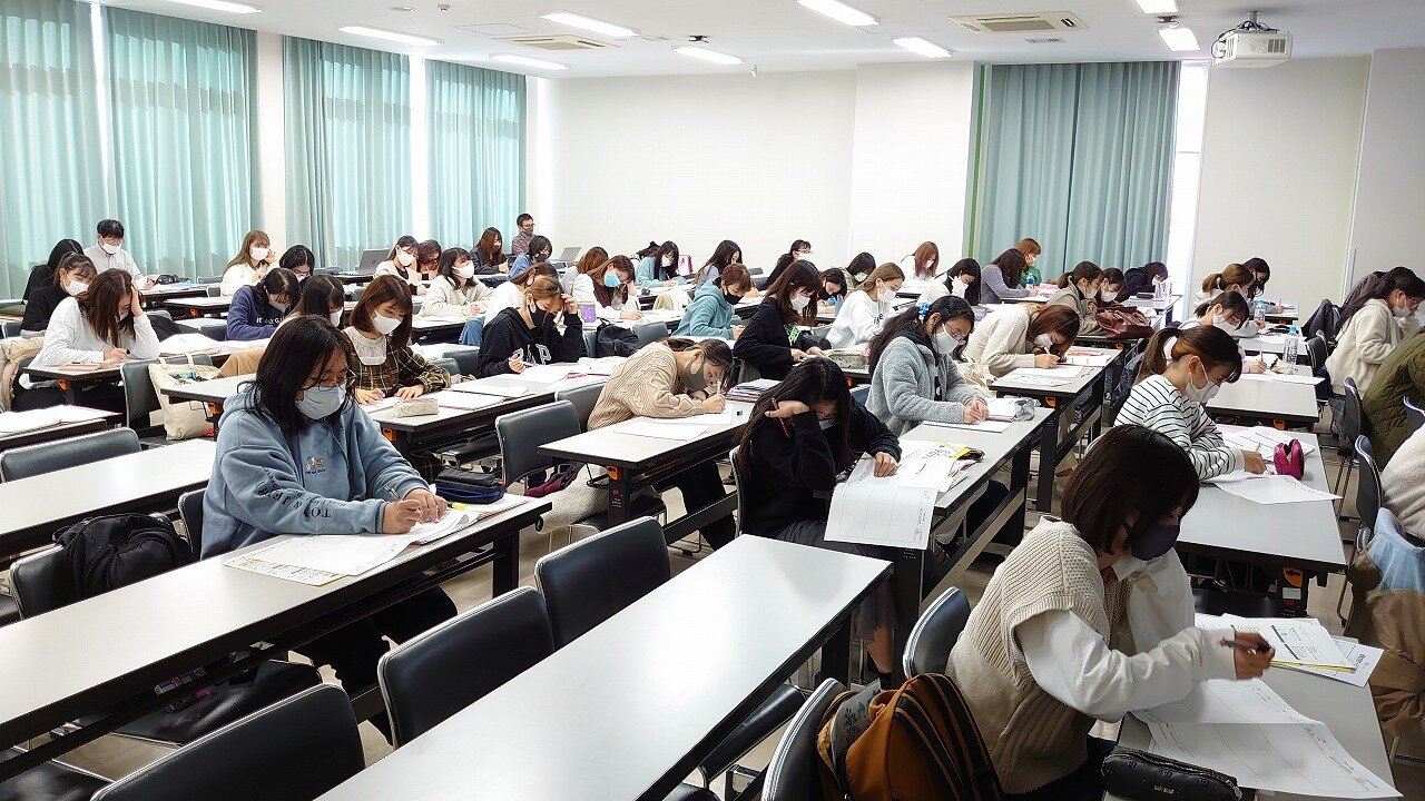 https://www.nagoyacollege.ac.jp/department/assets/bb469e2afc5e660b95d7415dbd0cf40ffe1b6962.jpg