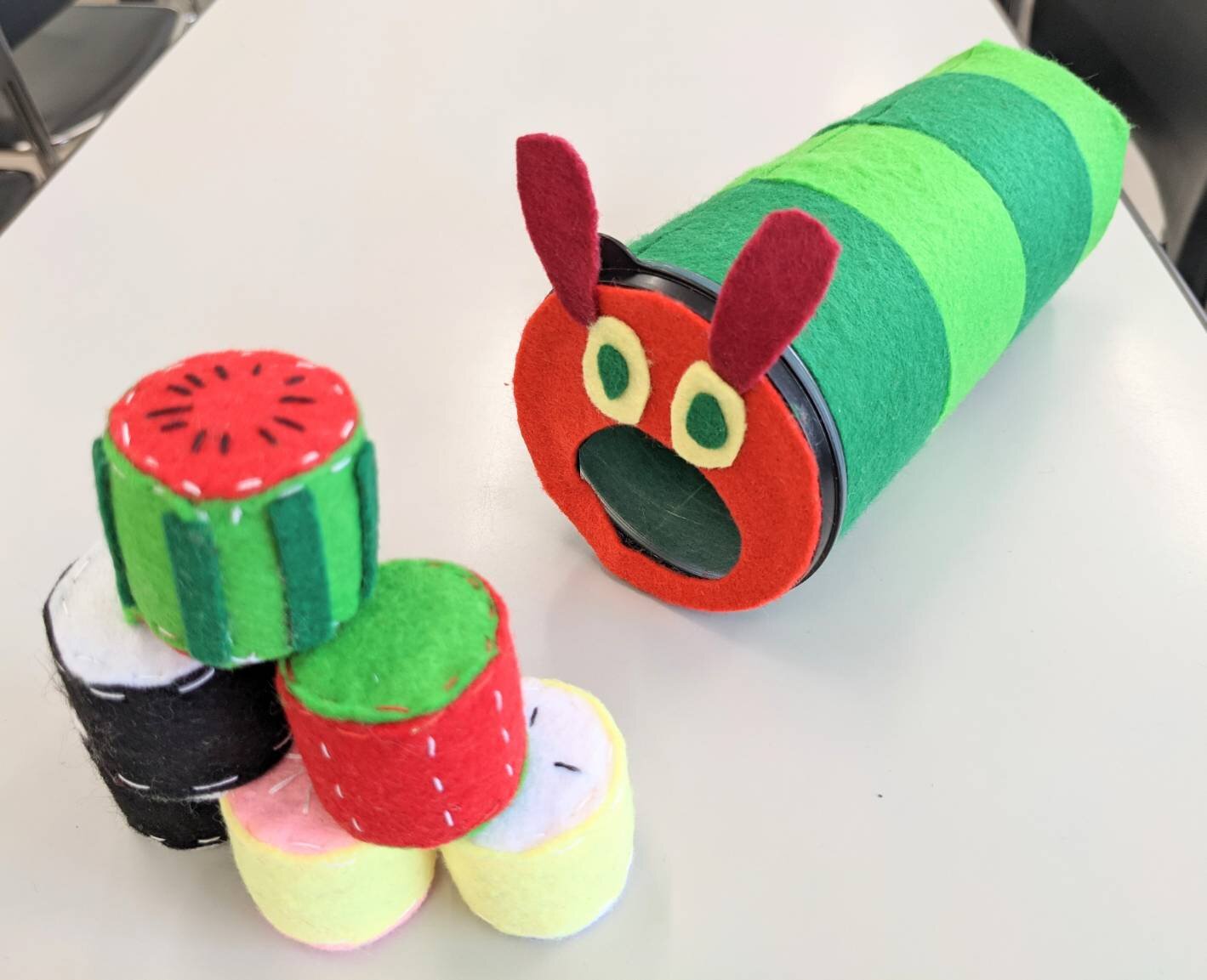 乳児保育 の授業で手作りおもちゃを製作しました 学科ニュース 学校法人 桜花学園 名古屋短期大学